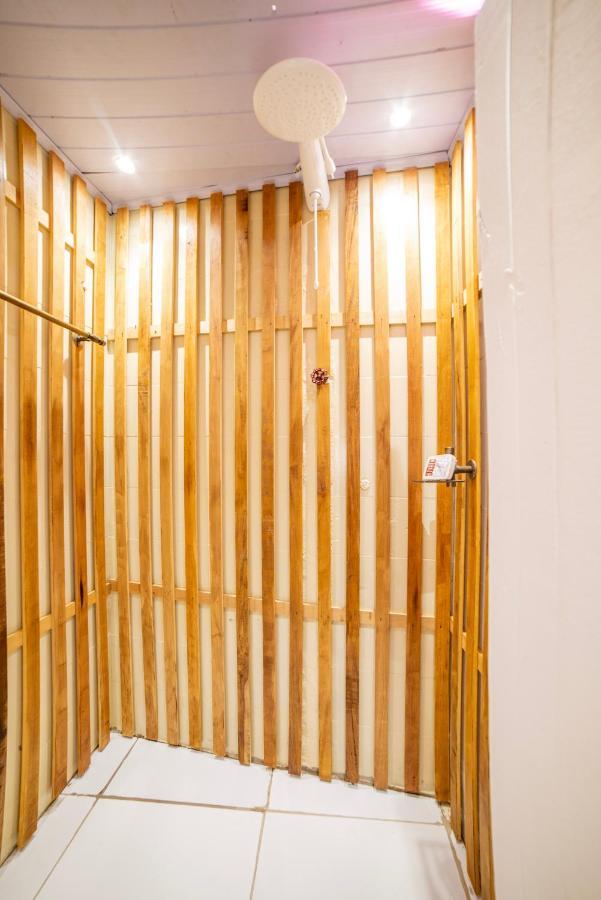 פאראטי Ferraria Guest House מראה חיצוני תמונה