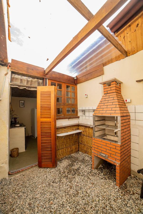 פאראטי Ferraria Guest House מראה חיצוני תמונה