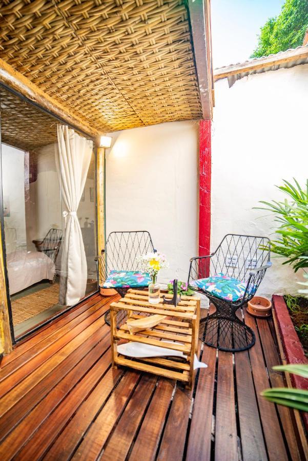 פאראטי Ferraria Guest House מראה חיצוני תמונה